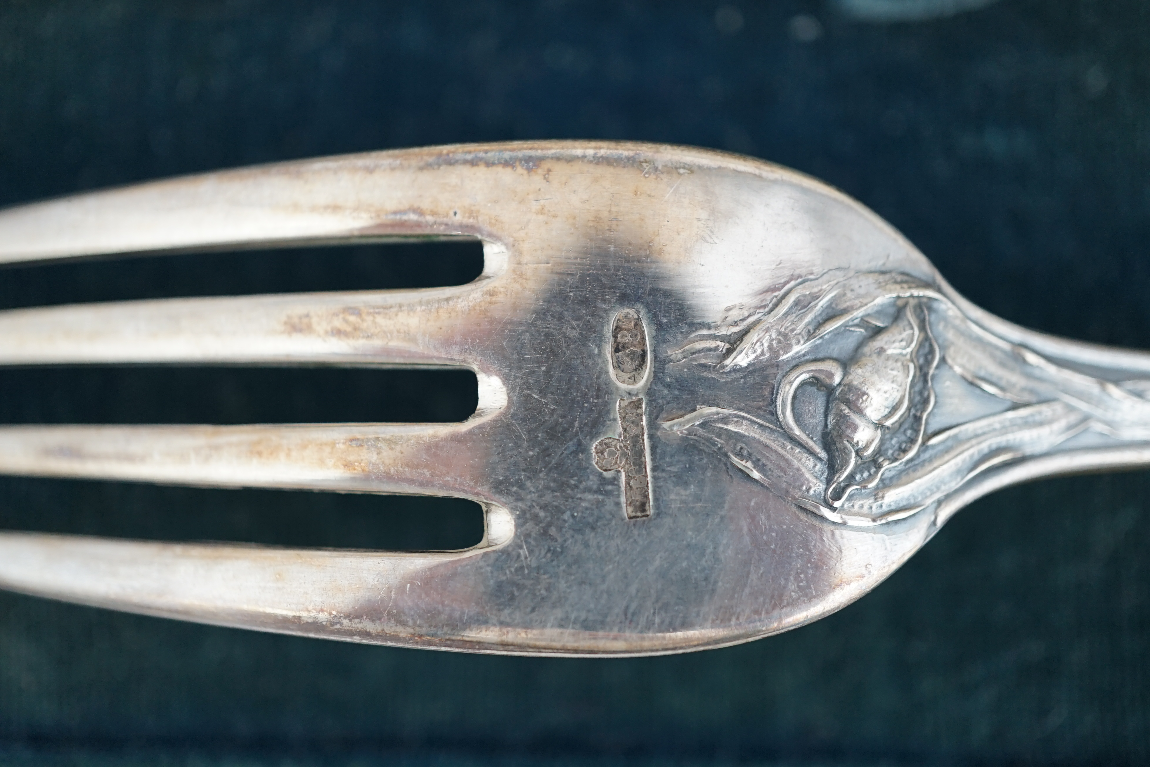 An early 20th century Russian 84 zolotnik silver five piece personal cutlery set by Ivan Khlebnikov